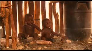Extrait vidéo du film  Bébés