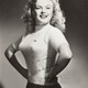 Voir les photos de June Haver sur bdfci.info