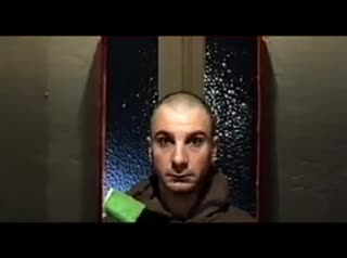 Un extrait du film  Héros