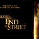 photo du film La maison au bout de la rue
