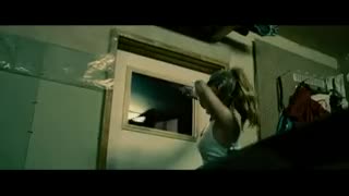 Un extrait du film  La maison au bout de la rue