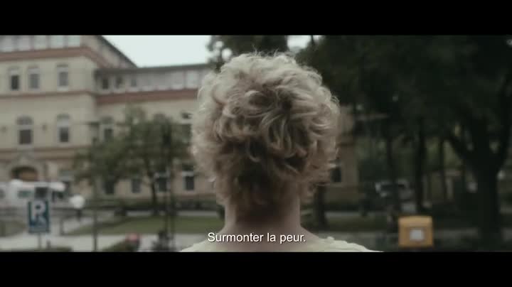 Extrait vidéo du film  Aux mains des hommes