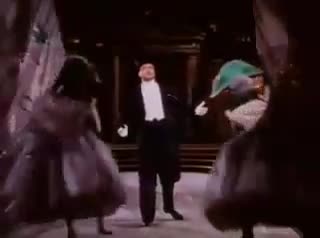 Un extrait du film  Les rois de la couture