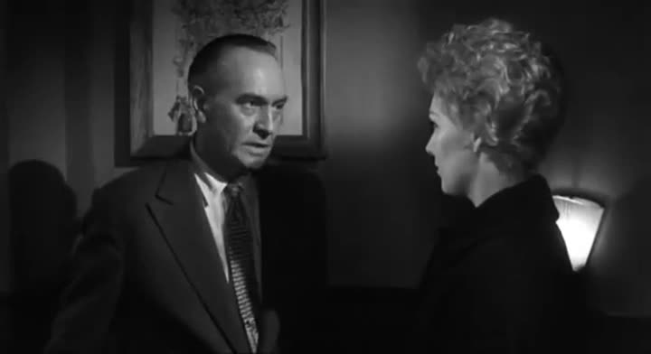 Extrait vidéo du film  Au milieu de la nuit