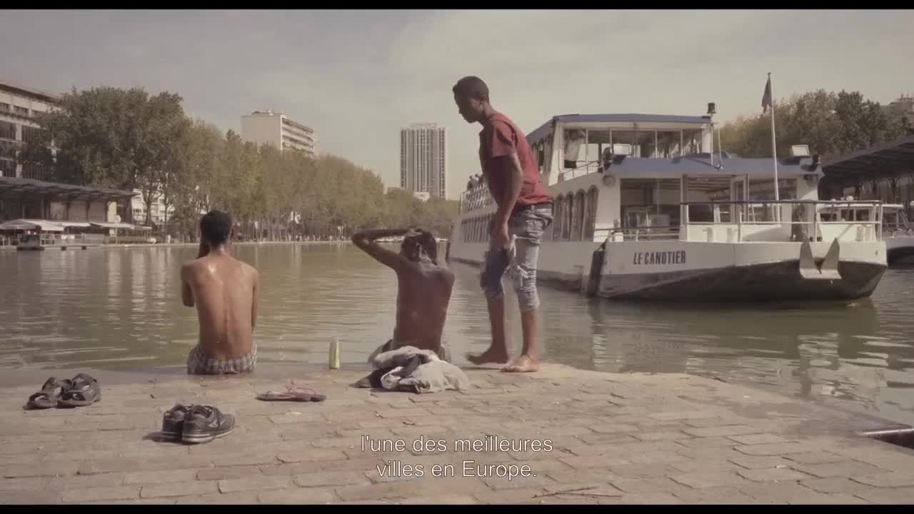 Extrait vidéo du film  Paris Stalingrad