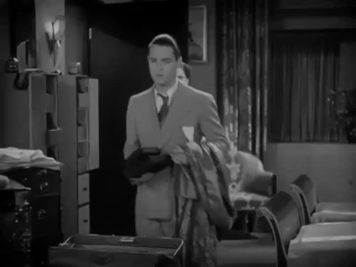 Extrait vidéo du film  La divorcée