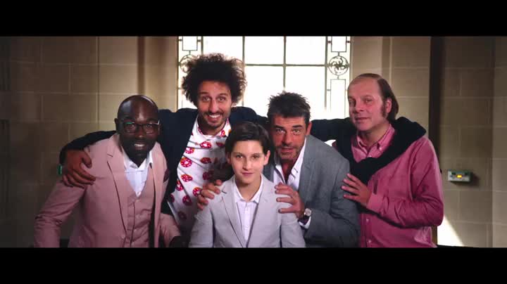Extrait vidéo du film  C est quoi cette famille ?!