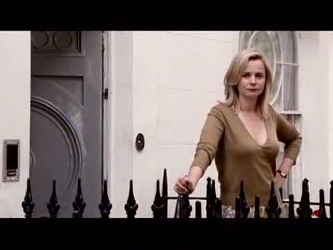 Extrait vidéo du film  Separate lies