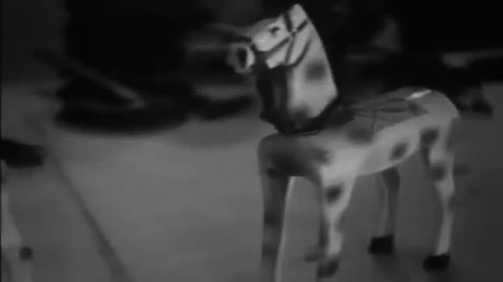 Extrait vidéo du film  À nous la liberté