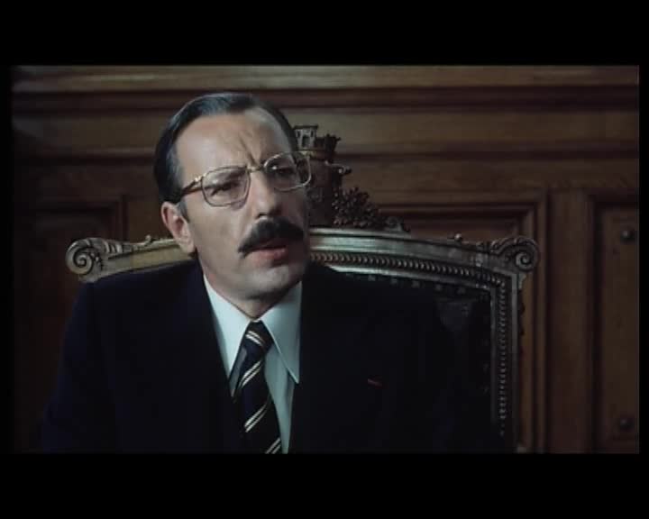 Un extrait du film  Le juge Fayard dit  Le Sheriff 