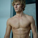 Voir les photos de Alex Pettyfer sur bdfci.info