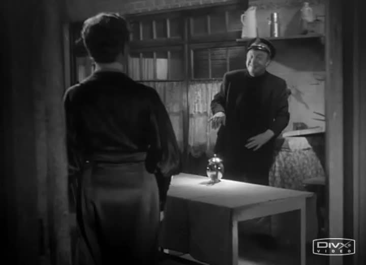Extrait vidéo du film  Mollenard