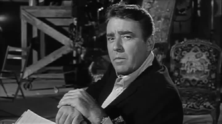 Extrait vidéo du film  La Mort Frappe Trois Fois