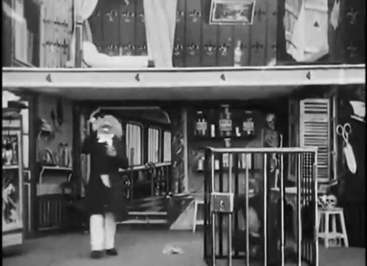 Extrait vidéo du film  Le Savant Et Le Chimpanzé