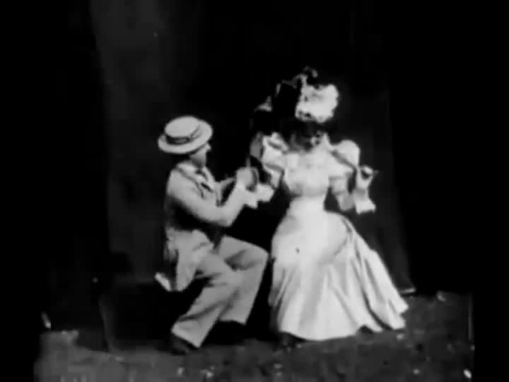 Extrait vidéo du film  The X-ray Fiend