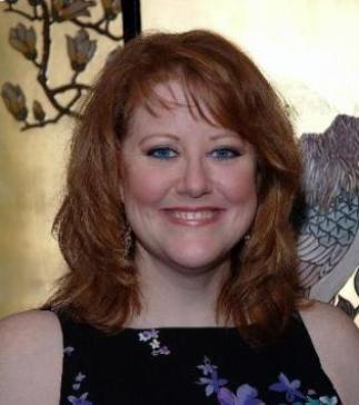 Lucy Robinson