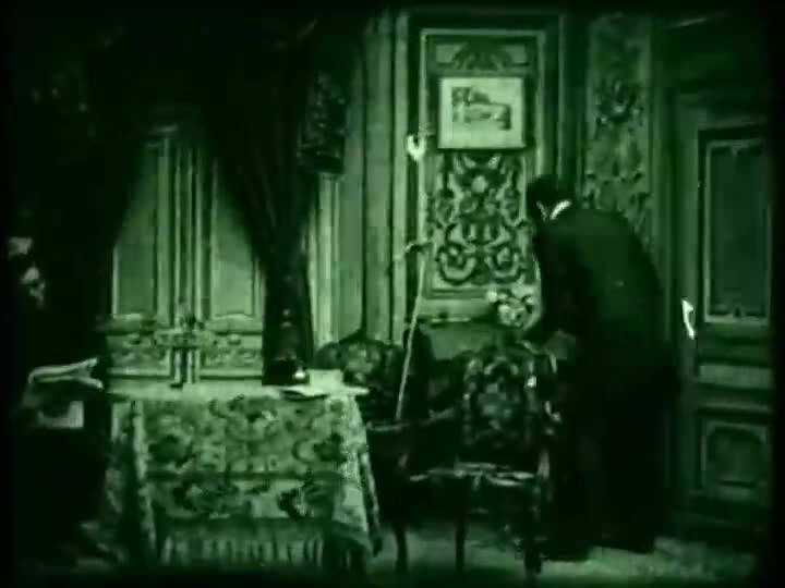 Extrait vidéo du film  Le Premier Cigare D un Collégien