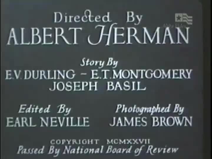 Extrait vidéo du film  Mickey s Eleven