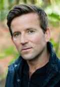 Dean Lennox Kelly