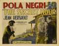 voir la fiche complète du film : The Secret Hour
