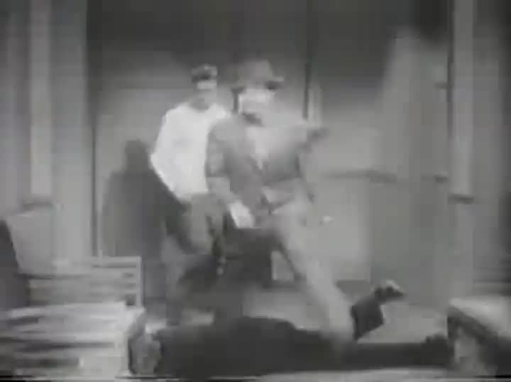 Un extrait du film  Come Out Fighting