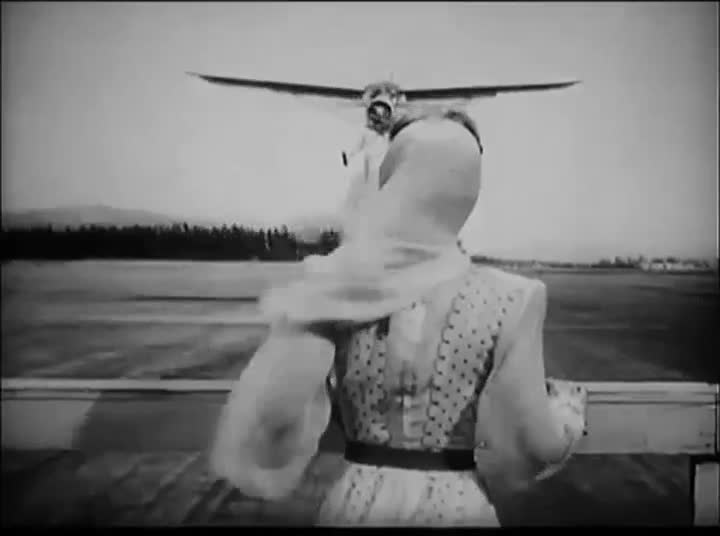 Extrait vidéo du film  L île enchantée