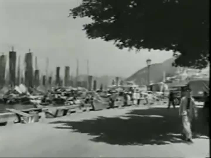 Extrait vidéo du film  Trader Tom of the China Seas