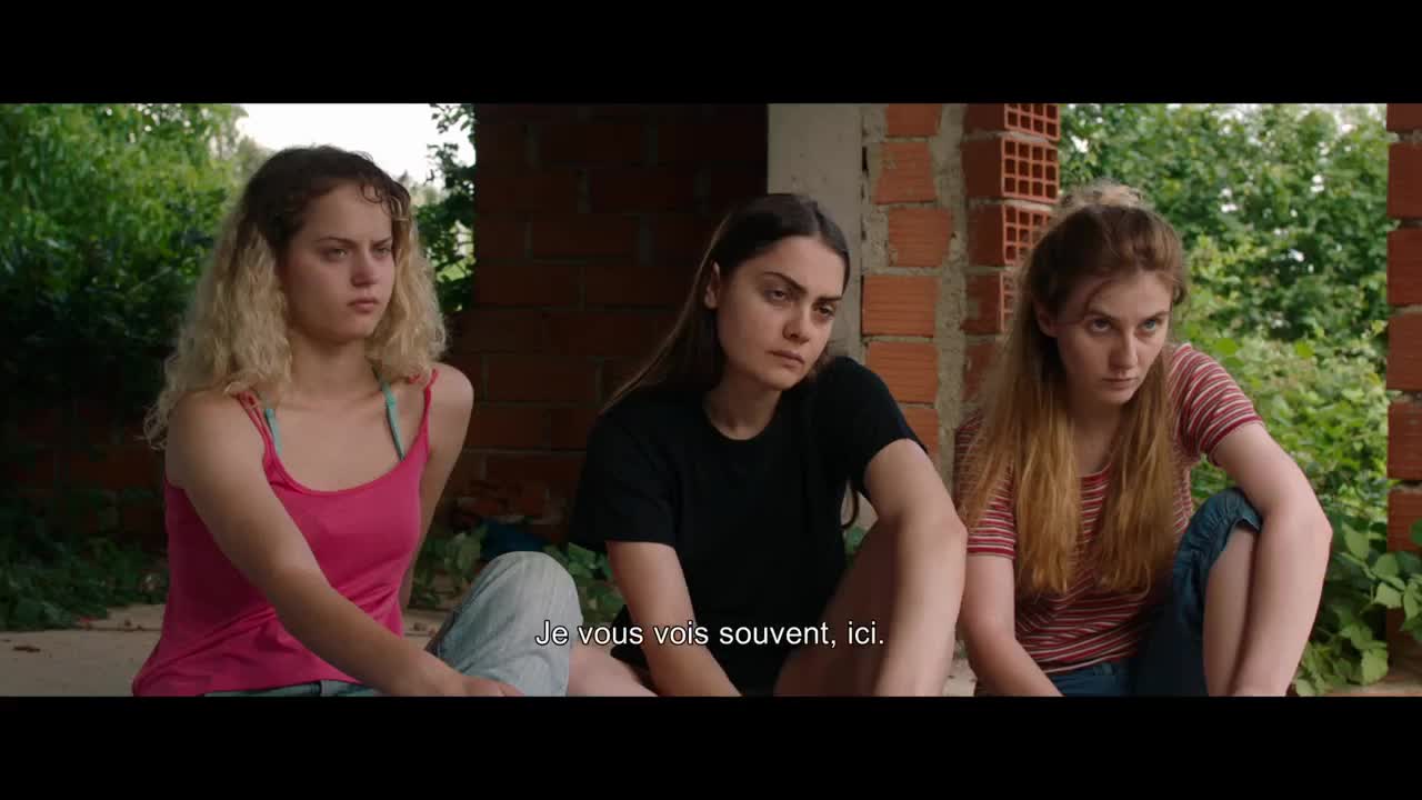 Extrait vidéo du film  La Colline où rugissent les lionnes