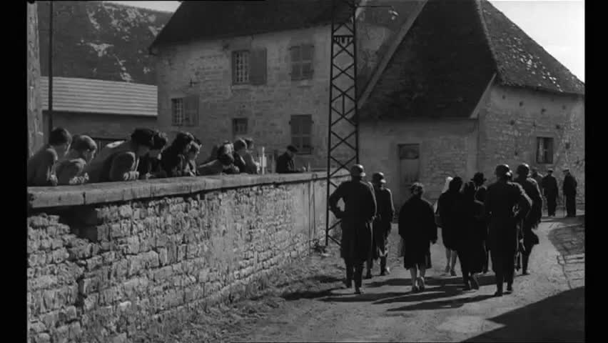 Extrait vidéo du film  La Ligne de démarcation