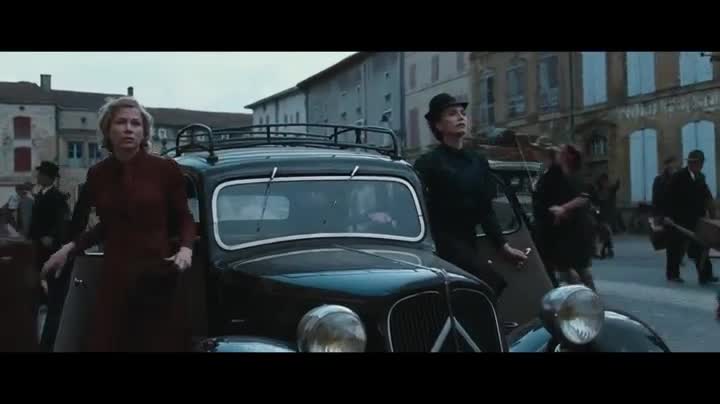 Un extrait du film  Suite Française