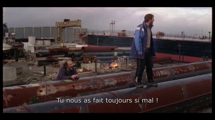 Un extrait du film  L Usine de rien