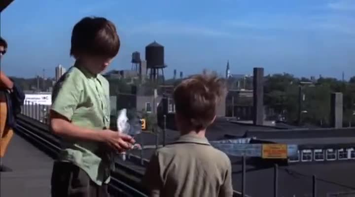 Extrait vidéo du film  Medium Cool