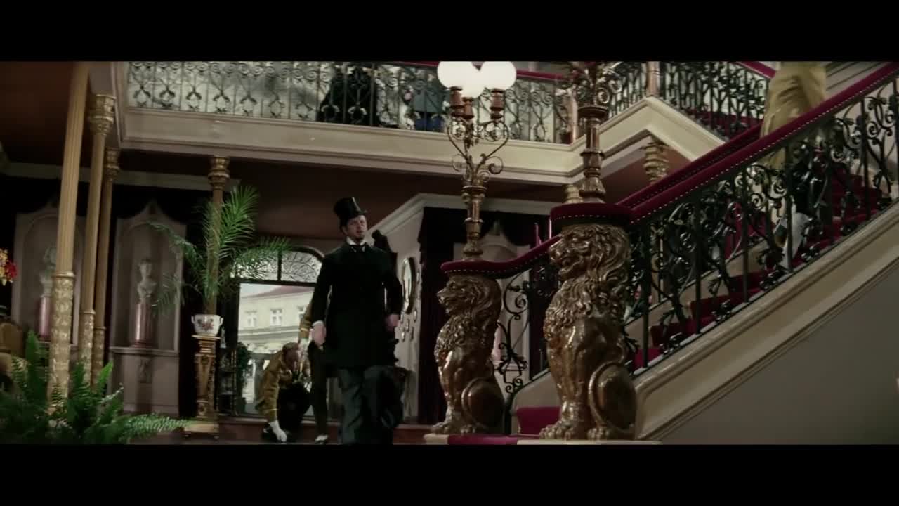Extrait vidéo du film  La Poupée