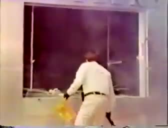 Extrait vidéo du film  Le bâtard