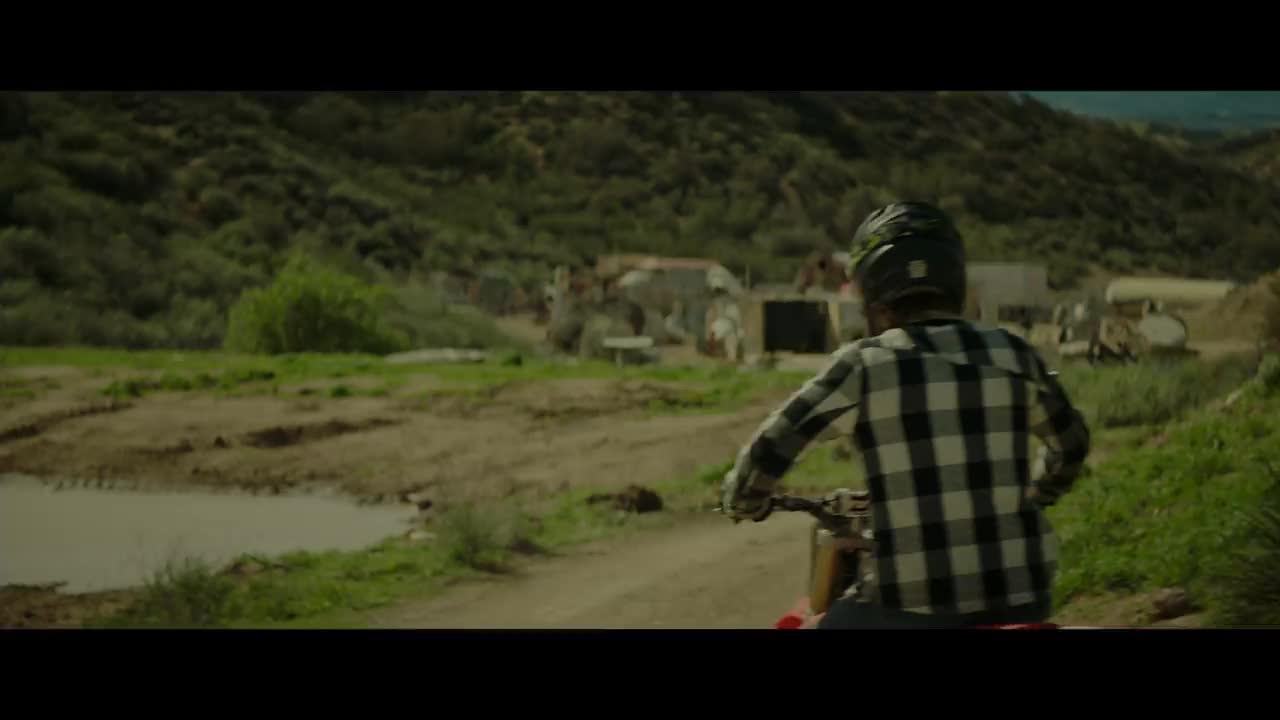 Extrait vidéo du film  A.x.l.