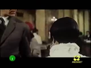 Extrait vidéo du film  Le C.I.A. mène la danse