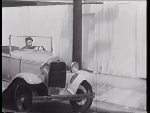 Extrait vidéo du film  Ma Barker s Killer Brood