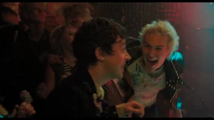 Extrait vidéo du film  How to Talk to Girls at Parties