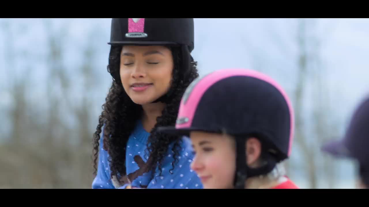 Extrait vidéo du film  Zoe et raven : noël ensemble