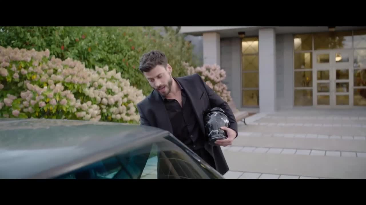 Extrait vidéo du film  Au revoir le bonheur