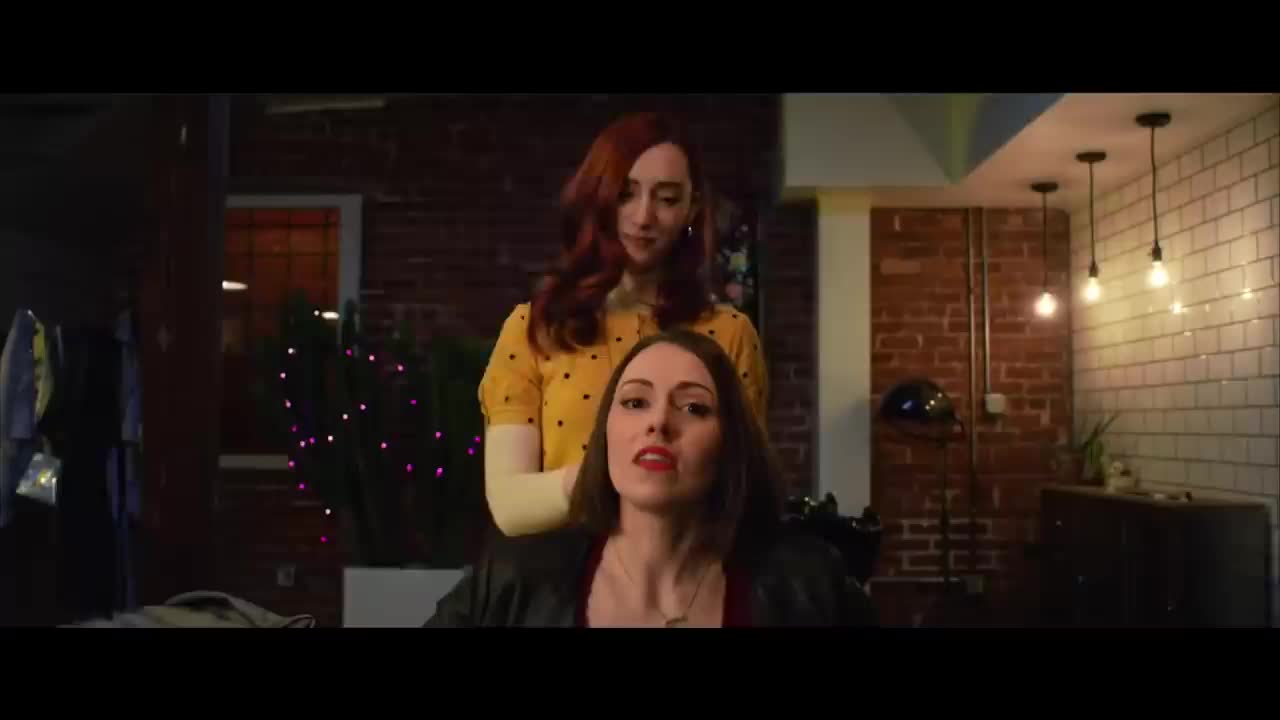 Extrait vidéo du film  The Stylist