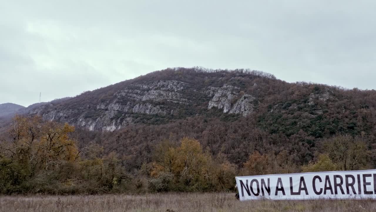 Extrait vidéo du film  Des cailloux dans la chaussure