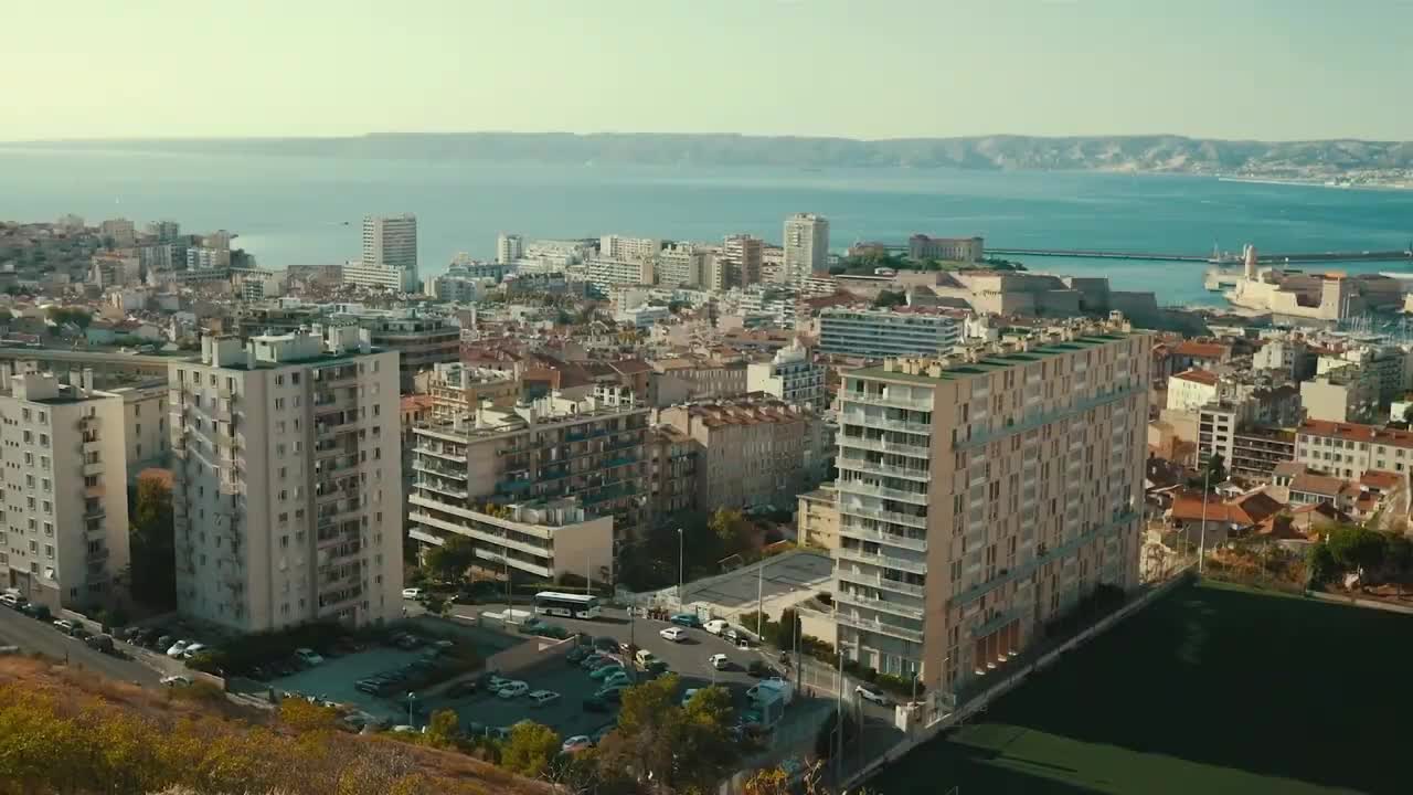 Extrait vidéo du film  Les Déguns 2