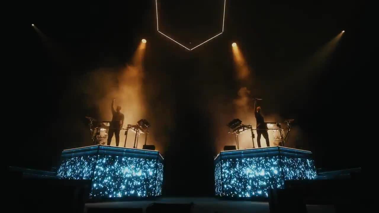 Extrait vidéo du film  Odesza : The Last Goodbye Cinematic Experience