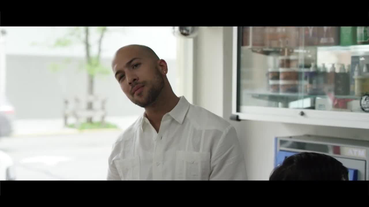 Extrait vidéo du film  Le Barbier