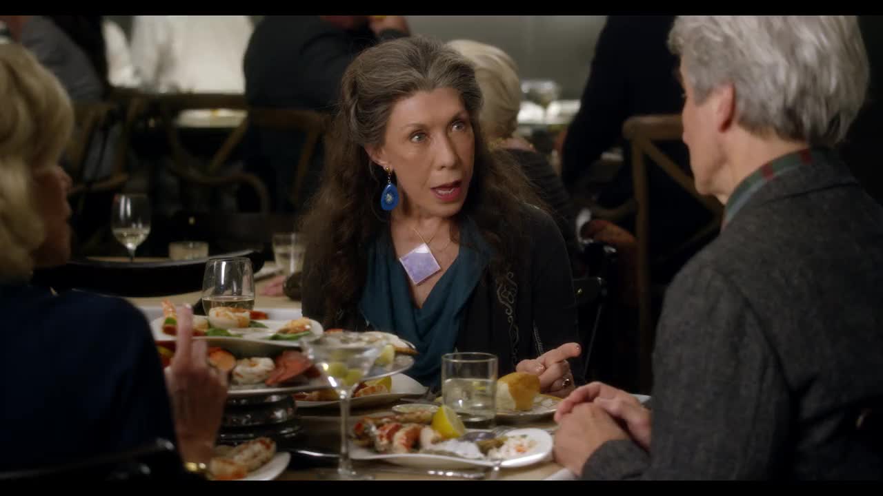 Un extrait de la série  Grace et frankie