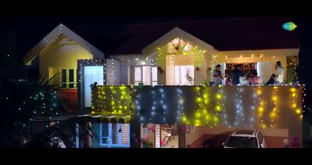 Extrait vidéo du film  Nadanna Sambhavam