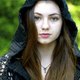 Voir les photos de Rhiannon Leigh Wryn sur bdfci.info