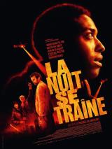 voir la fiche complète du film : La Nuit se traîne