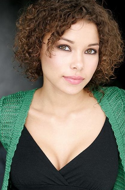Jessica Parker Kennedy